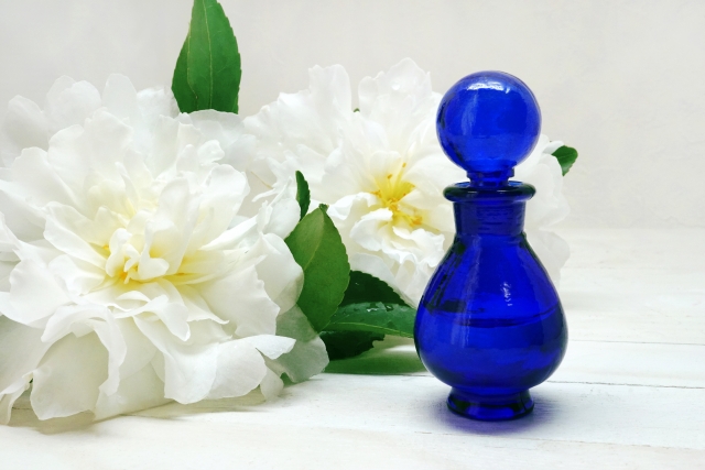 花と青の瓶