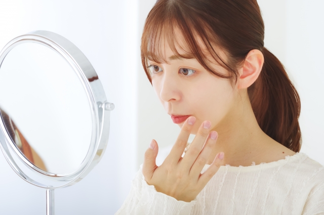 唇が気になる女性