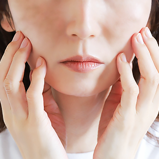 肝斑やくすみが気になる