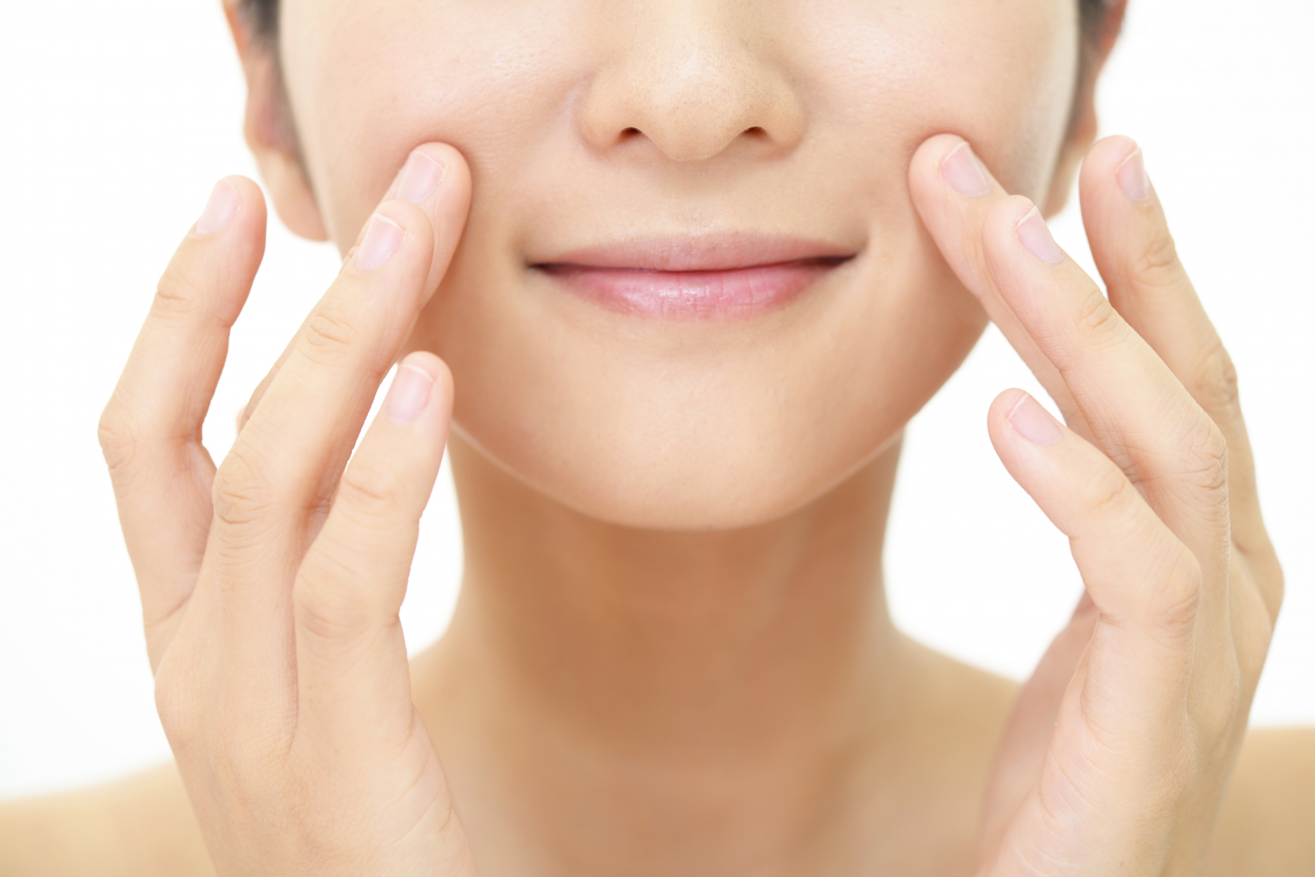 強くこすらず馴染ませる