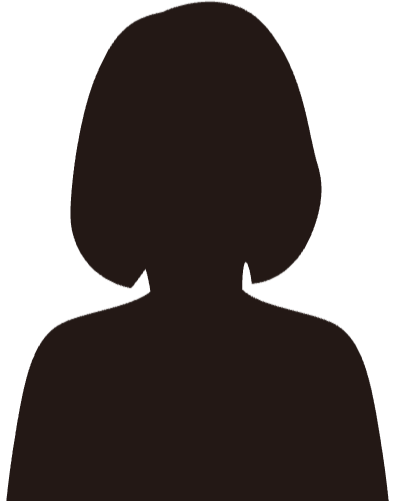 スタッフC（美容カウンセラー・40代・敏感肌混合肌）